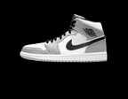 Air Jordan 1 Mid “Light Smoke Grey”