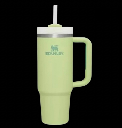 Stanley Adventure Quencher Tumbler – 1200ml of Pure Hydration Power!